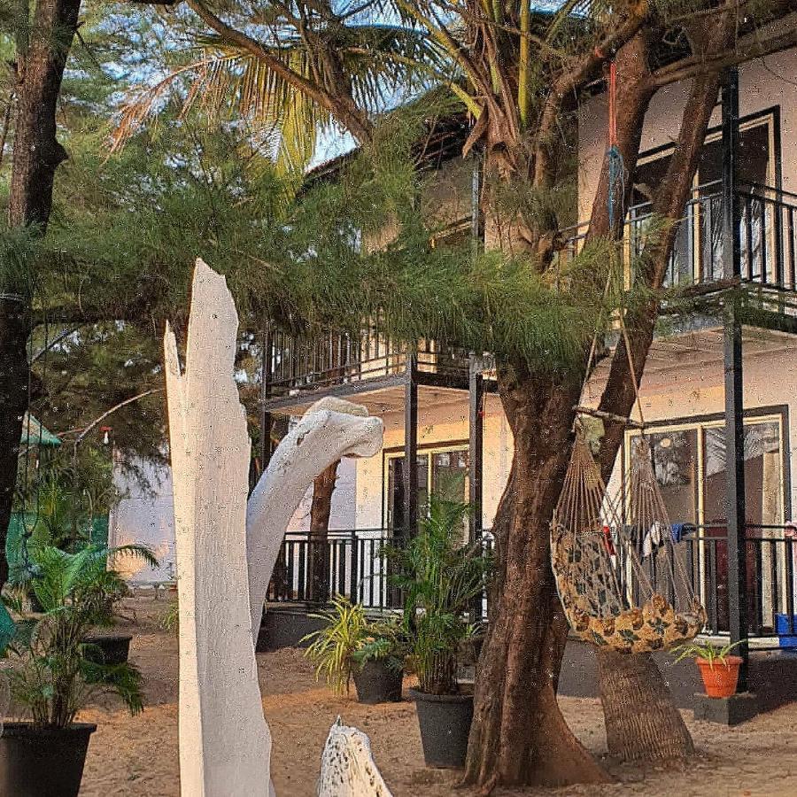 The Riverside Mandrem Exterior photo